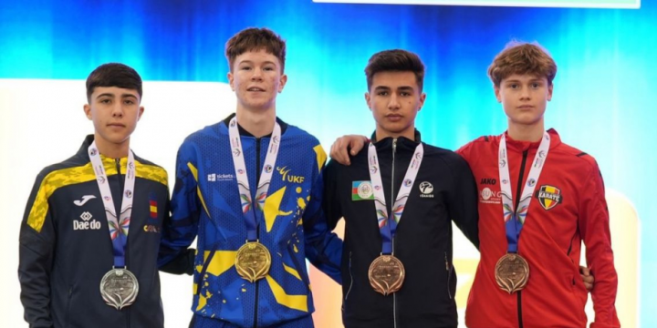 Azerbaijani karatekas return from European Karate Championship with three medals