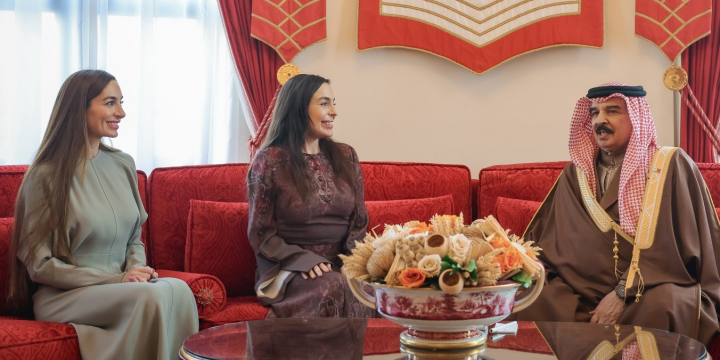 King of Bahrain Hamad bin Isa Al Khalifa receives Leyla Aliyeva and Arzu Aliyeva