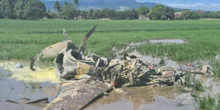 Aircraft crashes in southern Philippines