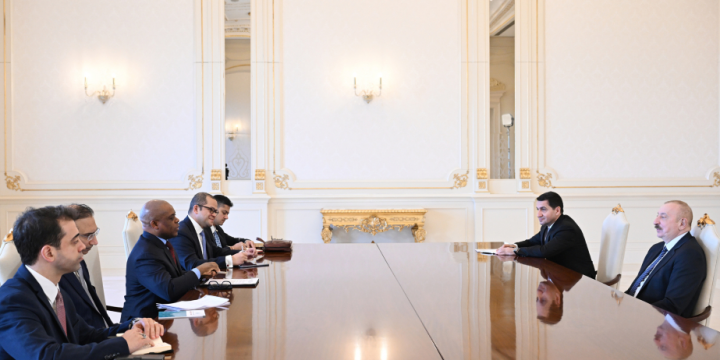 President Ilham Aliyev received Secretary-General of D-8 Organization for Economic Cooperation