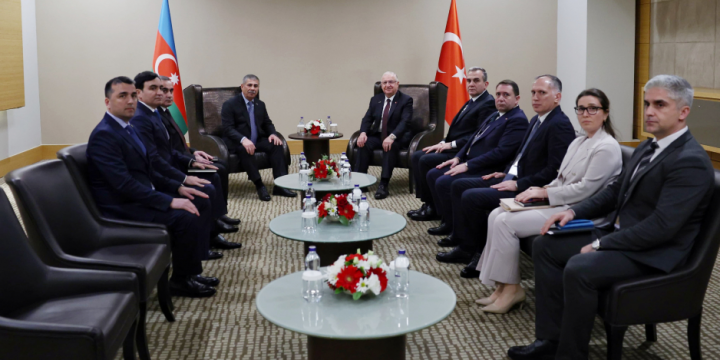 Azerbaijan, Türkiye discuss military cooperation