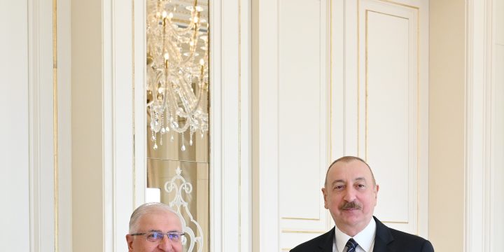 Azərbaycan Prezidenti İlham Əliyev Türkiyənin milli müdafiə nazirini qəbul edib