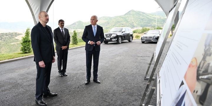 Prezident İlham Əliyev “LATIFA” Laçın tikiş fabrikinin açılışında iştirak edib