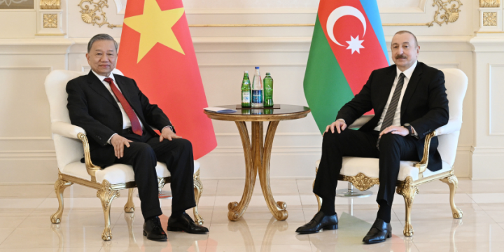 Prezident İlham Əliyevin Vyetnam Kommunist Partiyasının Mərkəzi Komitəsinin Baş katibi ilə məhdud tərkibdə görüşü başlayıb