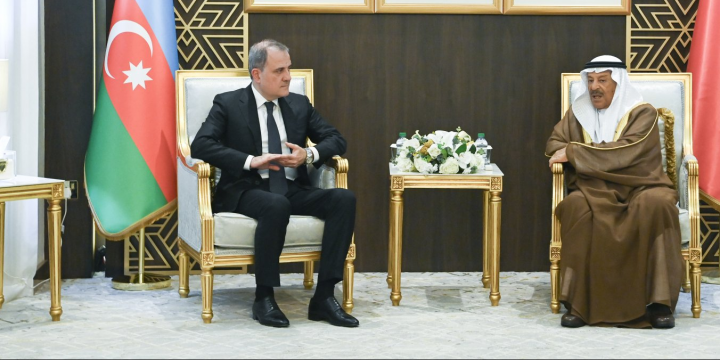 Ceyhun Bayramov Bəhreyn Şura Məclisi sədrinə Azərbaycan-Ermənistan normallaşma prosesi barədə məlumat verib