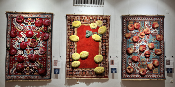 Azerbaijani carpets take center stage in Moldova