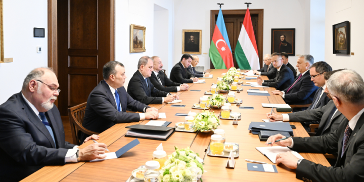 President of Azerbaijan Ilham Aliyev held expanded meeting with Prime Minister of Hungary in Budapest