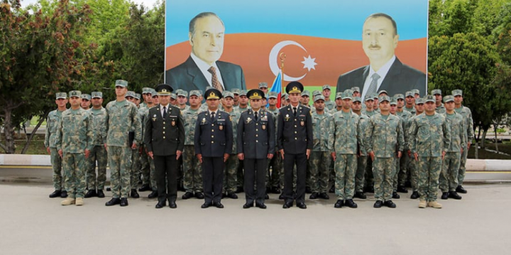Combined Arms Army holds graduation ceremony