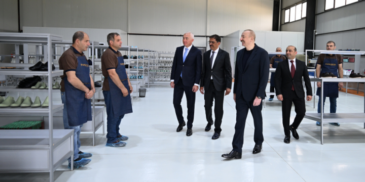 Prezident İlham Əliyev “PIRSHAGHI” ayaqqabı fabrikinin Laçın filialının açılışında iştirak edib