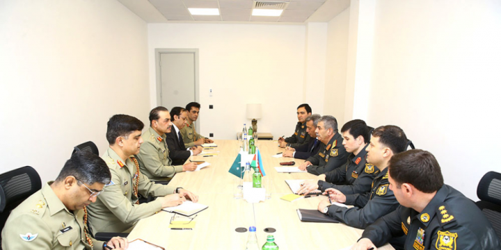 Azerbaijan, Pakistan discuss prospects for military cooperation