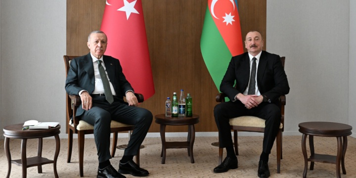 Laçında Prezident İlham Əliyevin Türkiyə Prezidenti Rəcəb Tayyib Ərdoğan ilə təkbətək görüşü olub