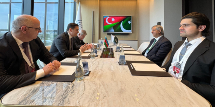 Azerbaijan’s Justice Minister holds discussions with his Pakistani counterpart