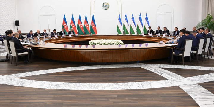 Daşkənddə Azərbaycan və Özbəkistan Baş nazirlərinin görüşü keçirilib