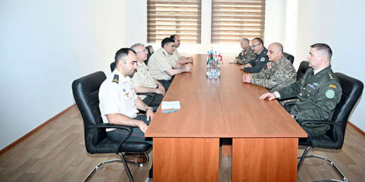 Azerbaijani, Georgian military medical specialists hold meeting