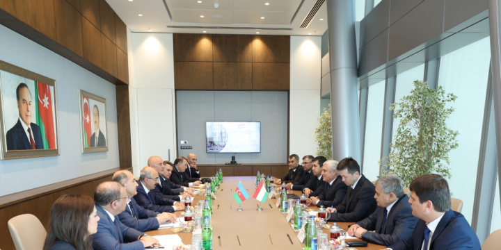 Azerbaijan, Tajikistan explore cooperation in land management