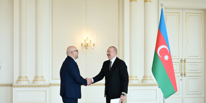 Azərbaycan Prezidenti İlham Əliyev Fələstinin ölkəmizdə yeni təyin olunmuş səfirinin etimadnaməsini qəbul edib