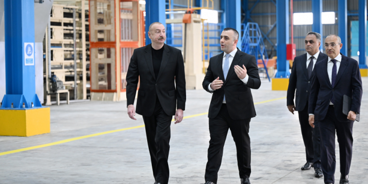 Prezident İlham Əliyev Goranboyda tikinti materialları istehsalı müəssisəsinin açılışında iştirak edib