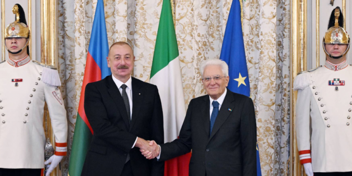 President Ilham Aliyev congratulates Italian counterpart on Republic Day