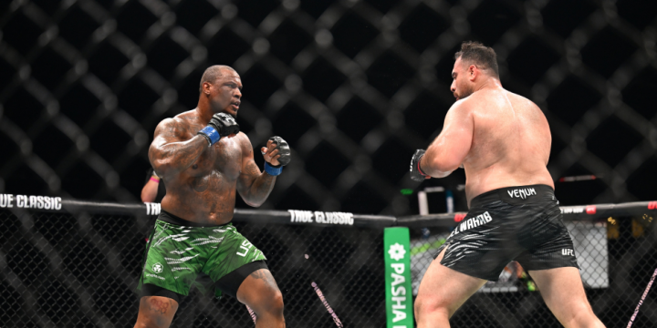 UFC fight night kicks off in Baku