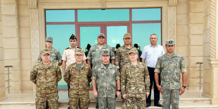 Qazaxıstan hərbi nümayəndələri NATO standartlarının Azərbaycan Ordusunda tətbiqi ilə tanış olublar