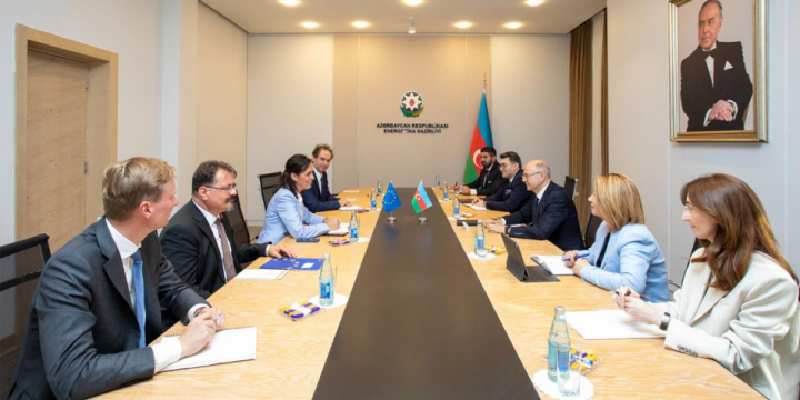 Azerbaijan, European Commission explore prospects for natural gas & green energy cooperation