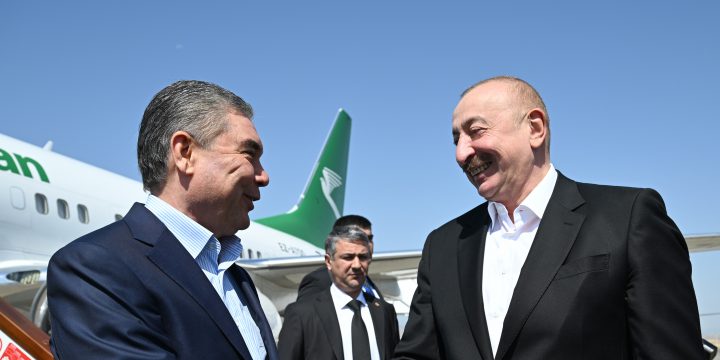 Türkmənistan Xalq Məsləhətinin sədri Qurbanqulu Berdiməhəmmədov Füzuli rayonuna gəlib