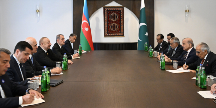 President of Azerbaijan Ilham Aliyev met with Prime Minister of Pakistan in Khankendi