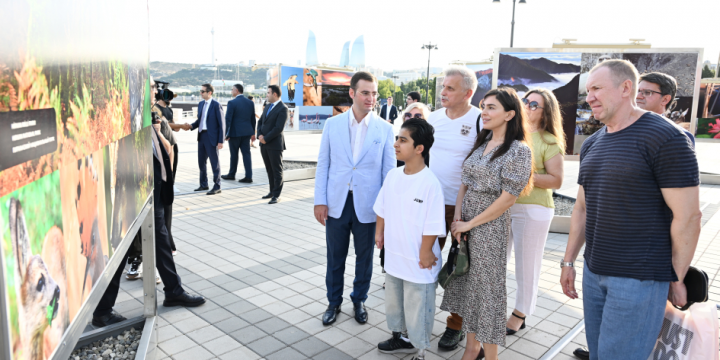 Heydər Əliyev Fondunun vitse-prezidenti Leyla Əliyeva Azərbaycanda təbiətin mühafizəsinin 100 illiyinə həsr olunmuş fotosərginin açılışında iştirak edib