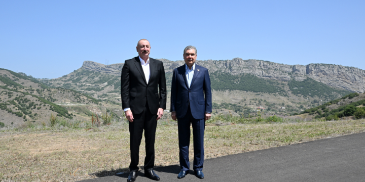 President Ilham Aliyev and Gurbanguly Berdimuhamedov posed for photo against backdrop of Dashalty village in Shusha district