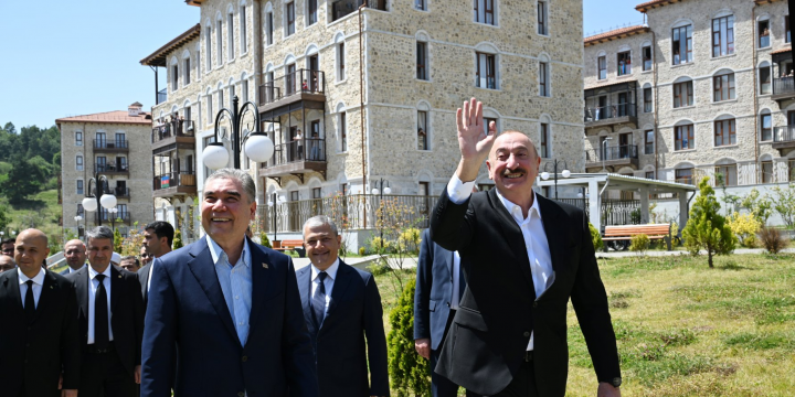 President Ilham Aliyev and Chairman of Turkmenistan’s Halk Maslahaty visited first residential complex built in Shusha