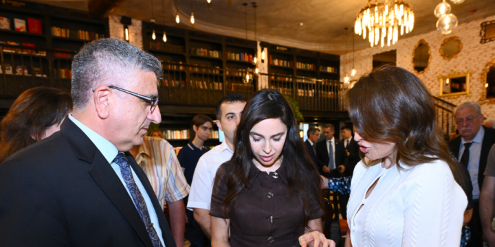 Baku Book Center hosts evening on “The Confucius That We Don’t Know”