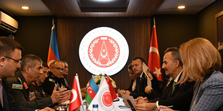 Azərbaycan və Türkiyə arasında hərbi əlaqələrin inkişaf perspektivləri müzakirə olunub