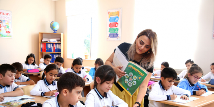 Müəllimlərin işə qəbulu üzrə vakansiya seçiminin tarixləri açıqlanıb
