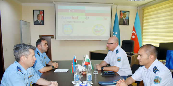 Azərbaycan və Bolqarıstan Hərbi Hava Qüvvələrinin qarşılıqlı təcrübə mübadiləsi müzakirə edilib