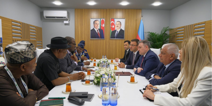 “IDEF 2025” sərgisində müdafiə sənayesi sahəsində fəal müzakirələr aparılır