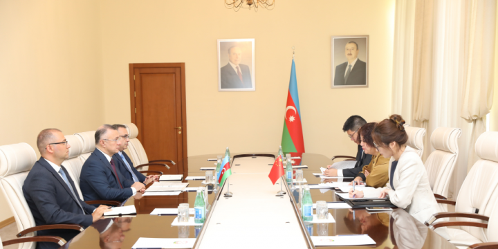 Azerbaijan and China discuss prospects for healthcare cooperation