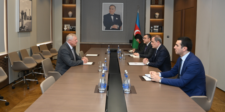 Azerbaijan, Slovakia explore cooperation