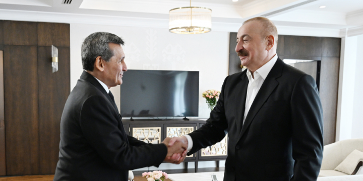 Prezident İlham Əliyev Xankəndidə Türkmənistanın Nazirlər Kabineti Sədrinin müavinini qəbul edib