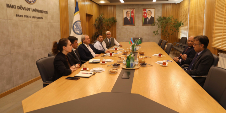 Azerbaijan, Pakistan discuss scientific and cultural relations