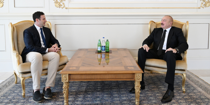 Prezident İlham Əliyev “The Goldman Sachs Group Inc.” şirkətinin qlobal məsələlər üzrə prezidentini qəbul edib 