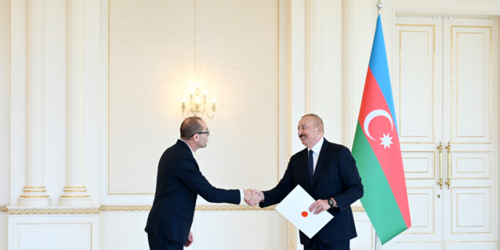 President Ilham Aliyev received credentials of Israel’s newly appointed ambassador 