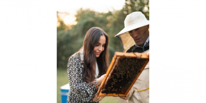 Heydər Əliyev Fondunun vitse-prezidenti Leyla Əliyeva Qəbələdə “Gənc arıçı” layihəsinin iştirakçısı ilə görüşüb