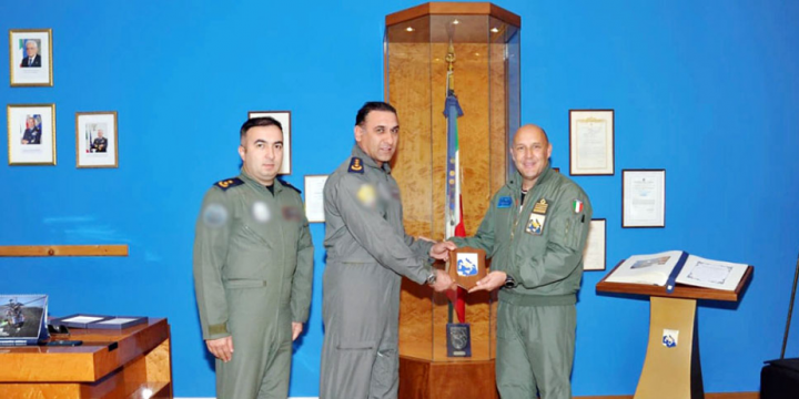 Azerbaijani and Italian military specialists hold expert meeting