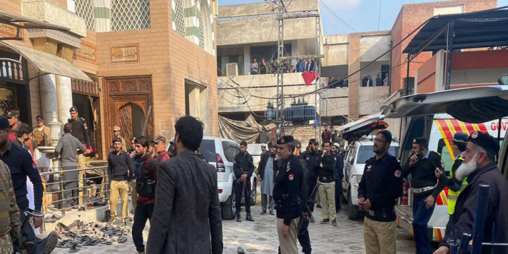 3 troops, 3 militants killed in attack on security forces headquarters in Pakistan