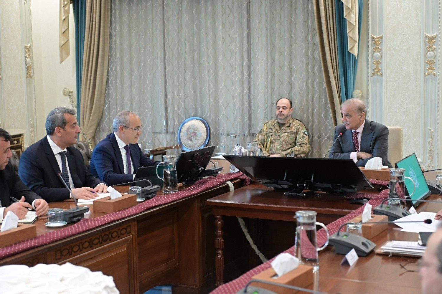 Pakistanın Baş naziri Azərbaycanın iqtisadiyyat nazirini qəbul edib