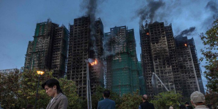 Honkonqdakı yaşayış kompleksində yanğın tam söndürülüb