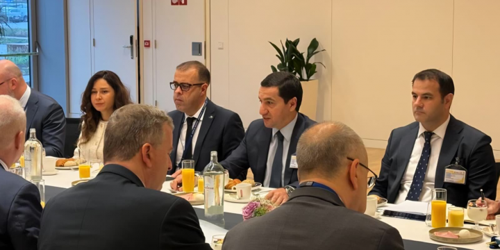 Hikmət Hacıyev NATO-nun Baş Qərargahında olub