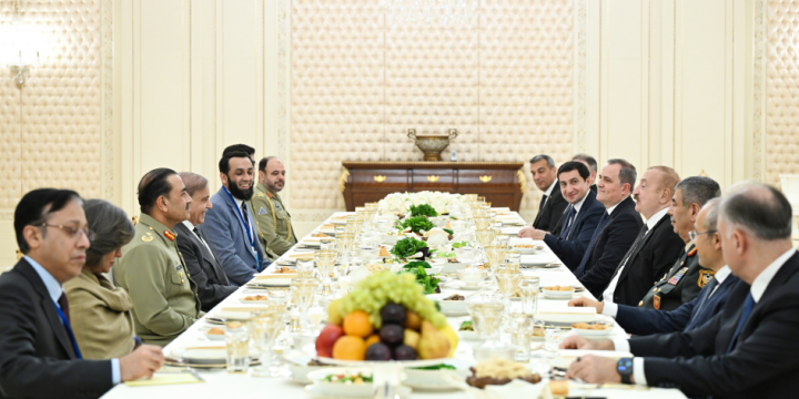 Prezident İlham Əliyev və Pakistanın Baş naziri birgə nahar ediblər