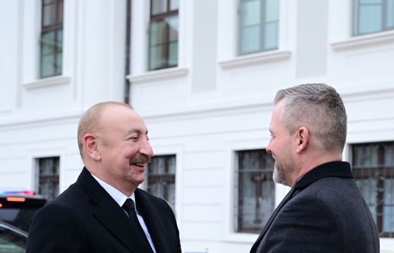 Official welcome ceremony was held for President Ilham Aliyev in Bratislava 