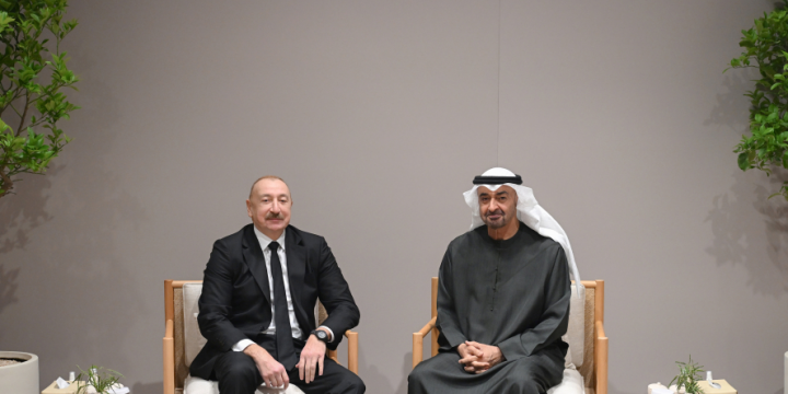 Əbu-Dabidə Prezident İlham Əliyevin Birləşmiş Ərəb Əmirliklərinin Prezidenti ilə görüşü olub